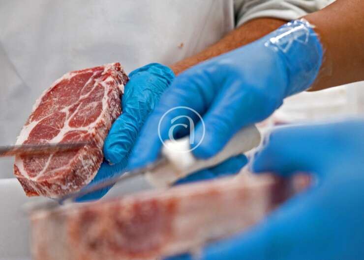 Operatore alla lavorazione delle carni